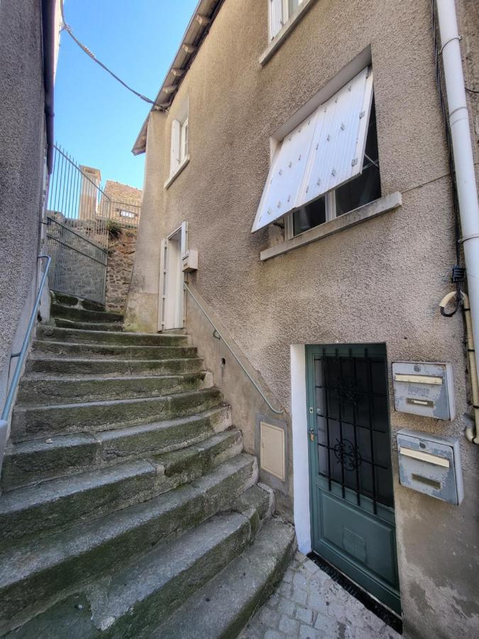 Superbe Appartement T2 Centre Historique La Souterraine Bagian luar foto